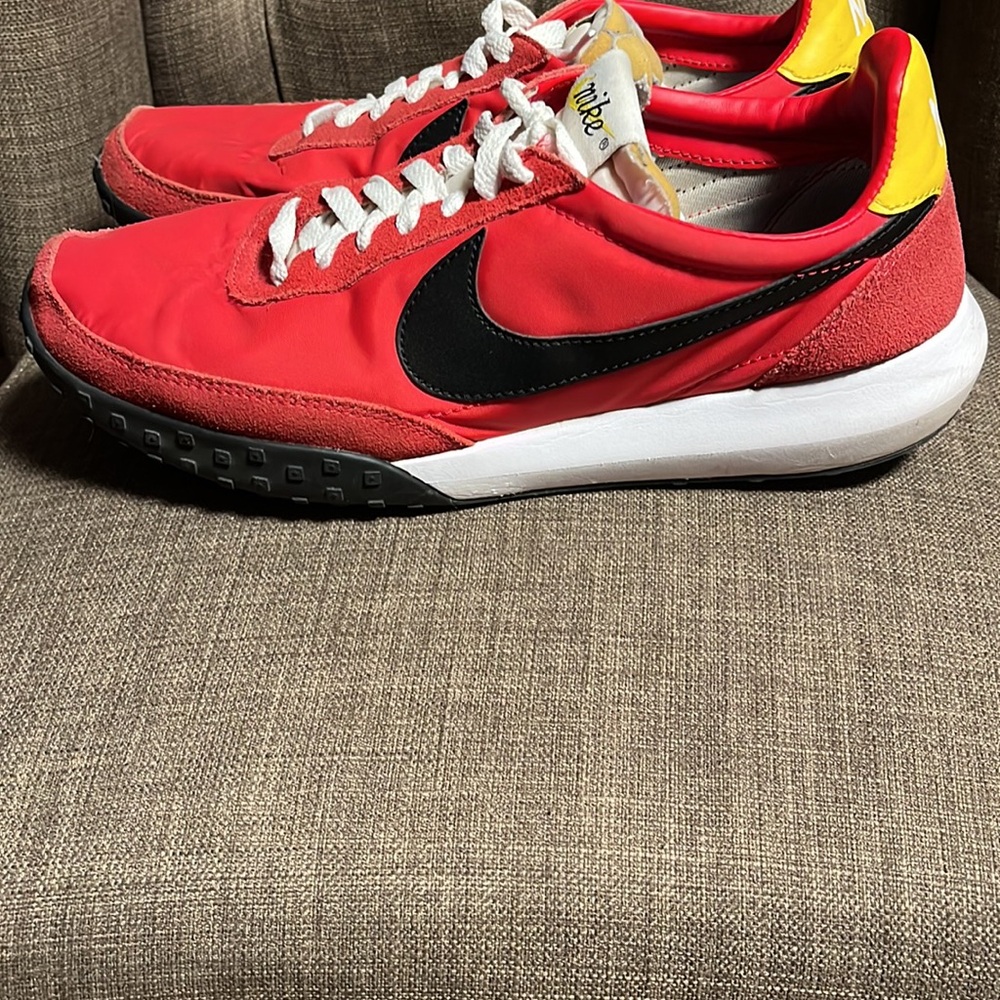 Nike Men's Roshe Waffle Racer Shoe's Size 10 University Red - Picture 5 of 10
